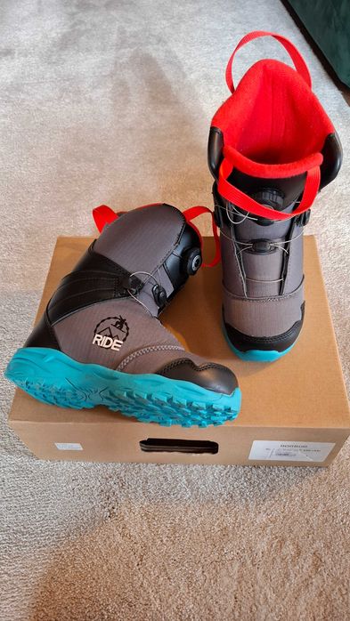 Boots snowboard Ride 34, aproape nou