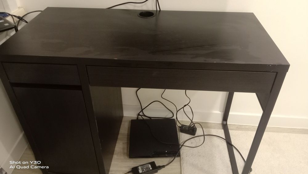 Продам стол в хорошем состоянии