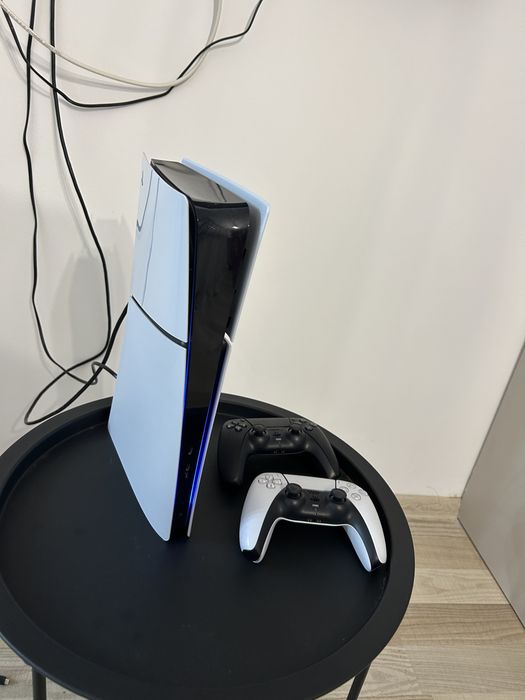PlayStation 5 Slim Disc 1TB + 2 Manete DualSense + EA SPORTS FC 26