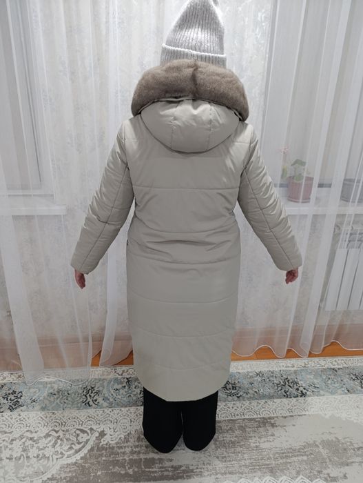 Зимние куртка с капюшоном, тёплое / пуховик