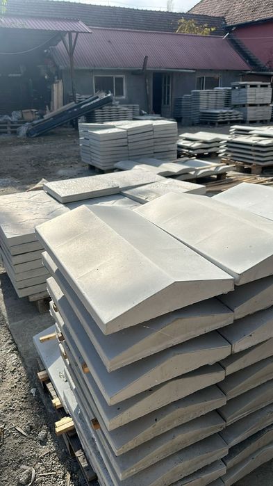Placi de gard și stalpi / capace de gard /prefabricate din beton