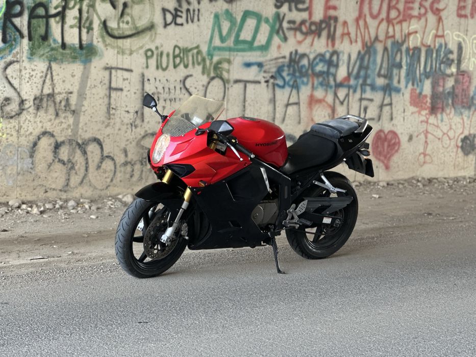 hyosung 125 ' Auto, moto si ambarcatiuni ' OLX.ro