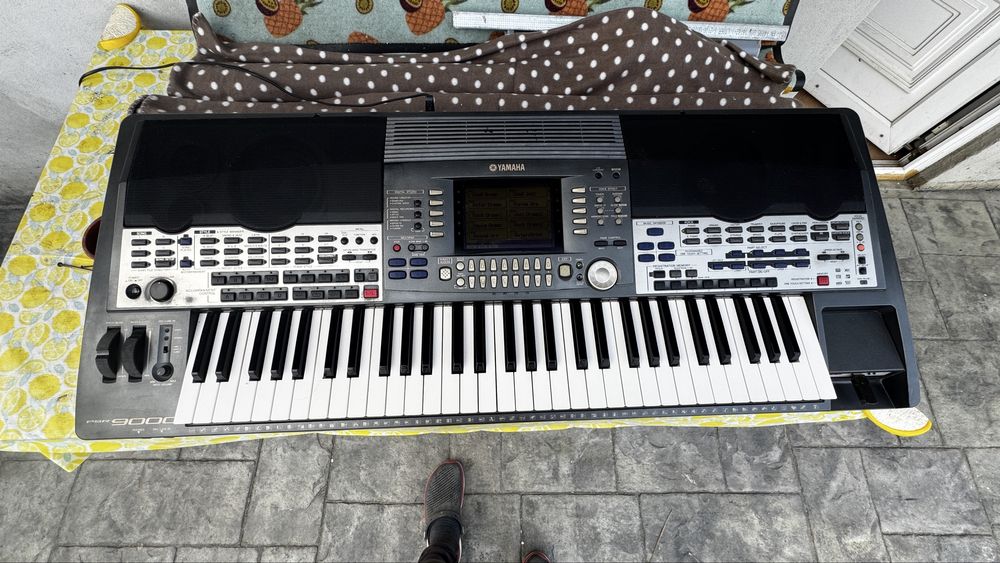 Orga Yamaha PSR 9000