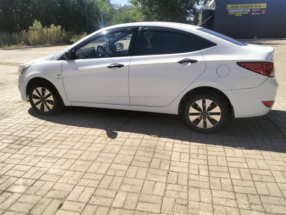 Продажа Хюндай акцент. 2015г