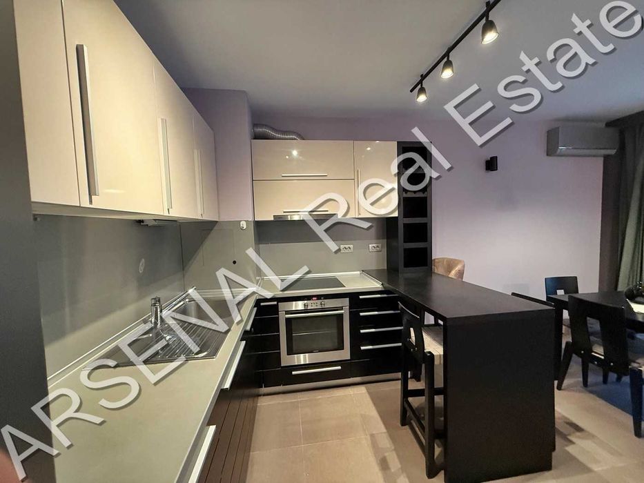 Двустаен апартамент под наем, Младост 1