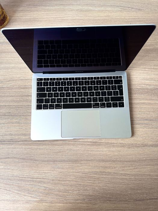 MacBook Air 13” (2018) – Space Gray