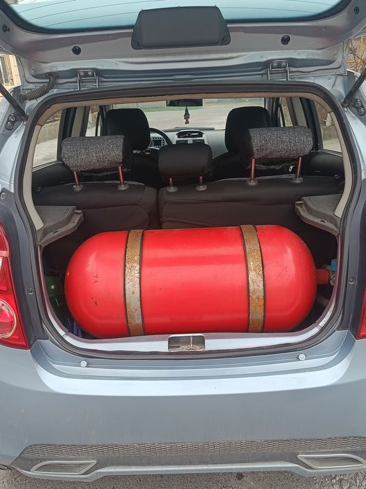 Spark sotiladi srochniy