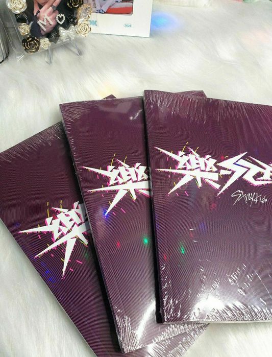 10000тг Альбом Stray Kids Rockstar лимитка
