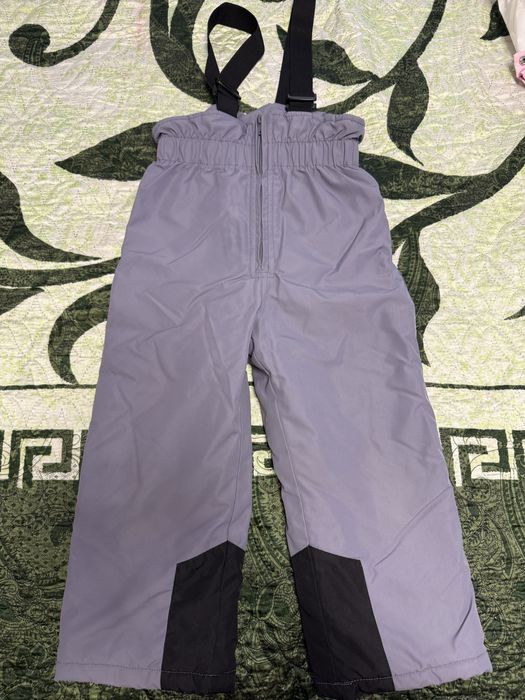 Продам комбинезон  для девочки