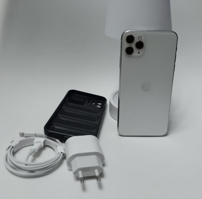 iPhone 11 Pro Max , Silver.