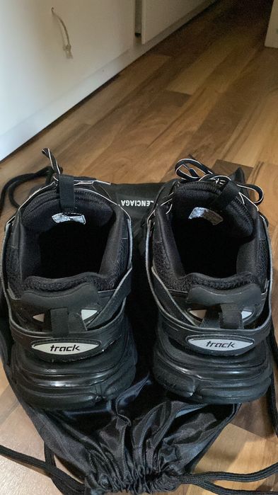 Balenciaga track