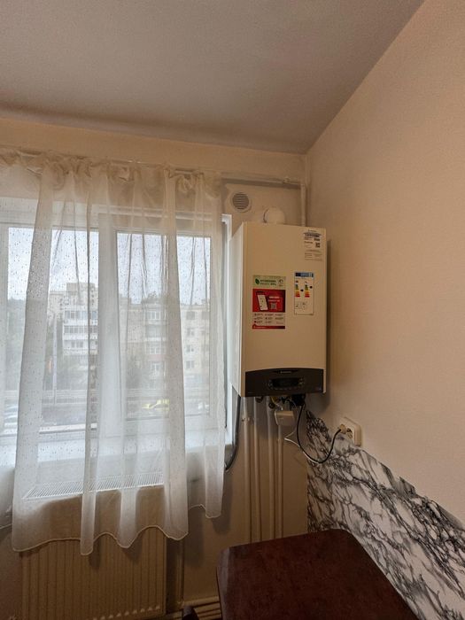 Închiriez Apartament Podu Roș la 7min de Palas Mall