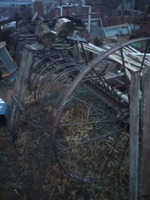 Конная косилка с граблями