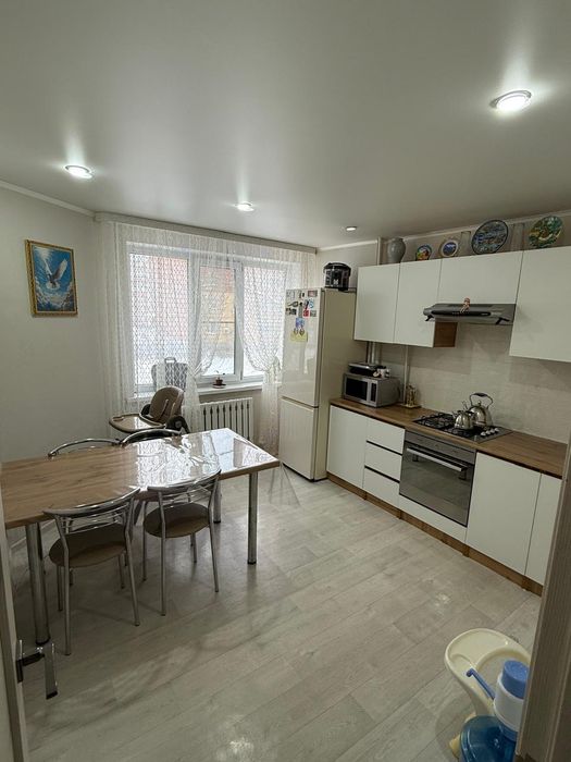 Продам 3-х квартиру в Уральске 9 мкр