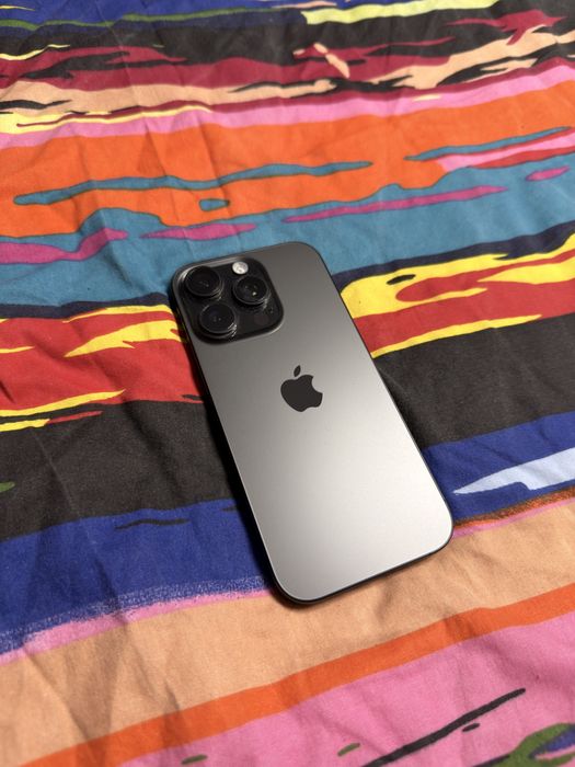 Iphone 16 pro 256gb negru impecabil 10/10 ca nou