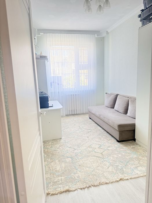 Продам 3-х комн. кв в 12 мкр 44 доме