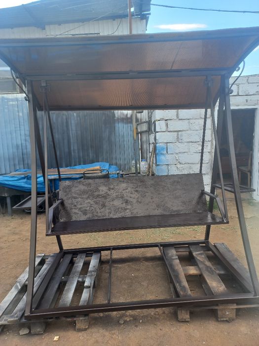 Продам Качеля садовая.