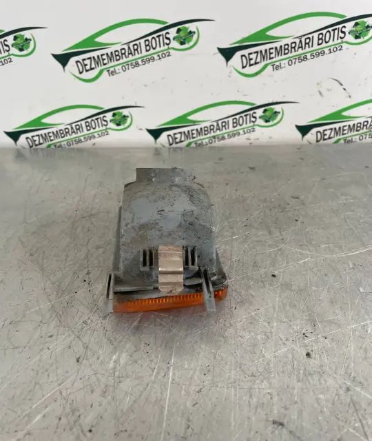 Lampa semnalizare fata dreapta 8580391 Volkswagen VW Golf 1996