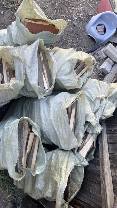 продаю дрова в мешочках 600ТГ