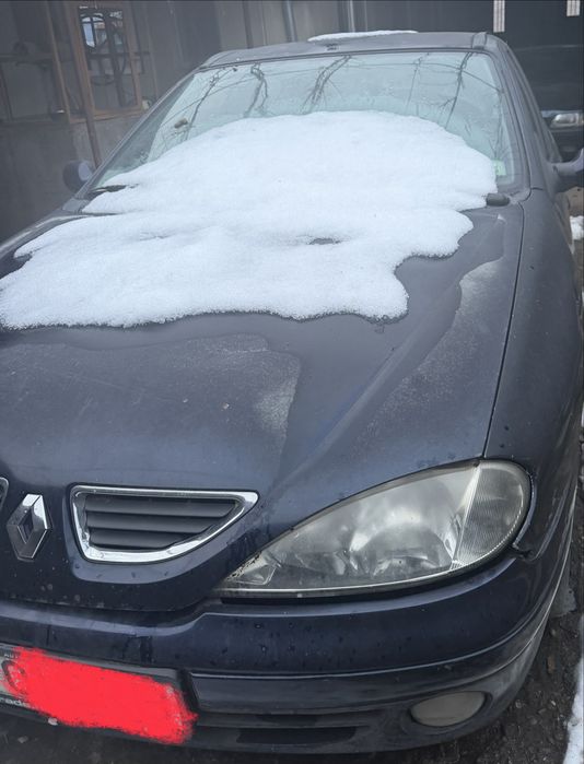 Vand doua masini renault megane 1