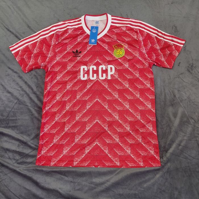 ADIDAS ретро тениска на СССР НОВА