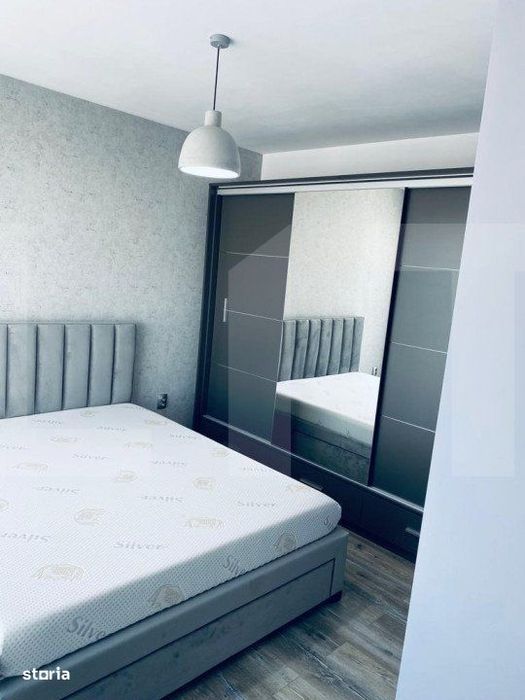 Apartament de 3 camere, 65 mp, terasa de 20 mp si parcare, zona strazi