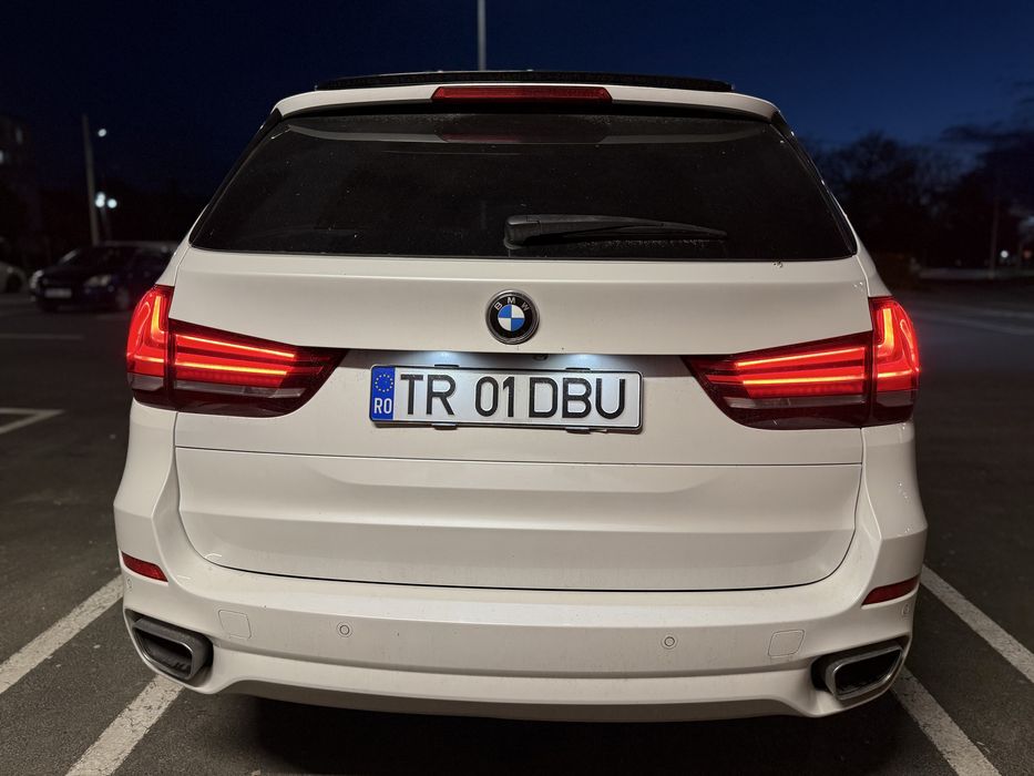 Bmw x5 F15 full.