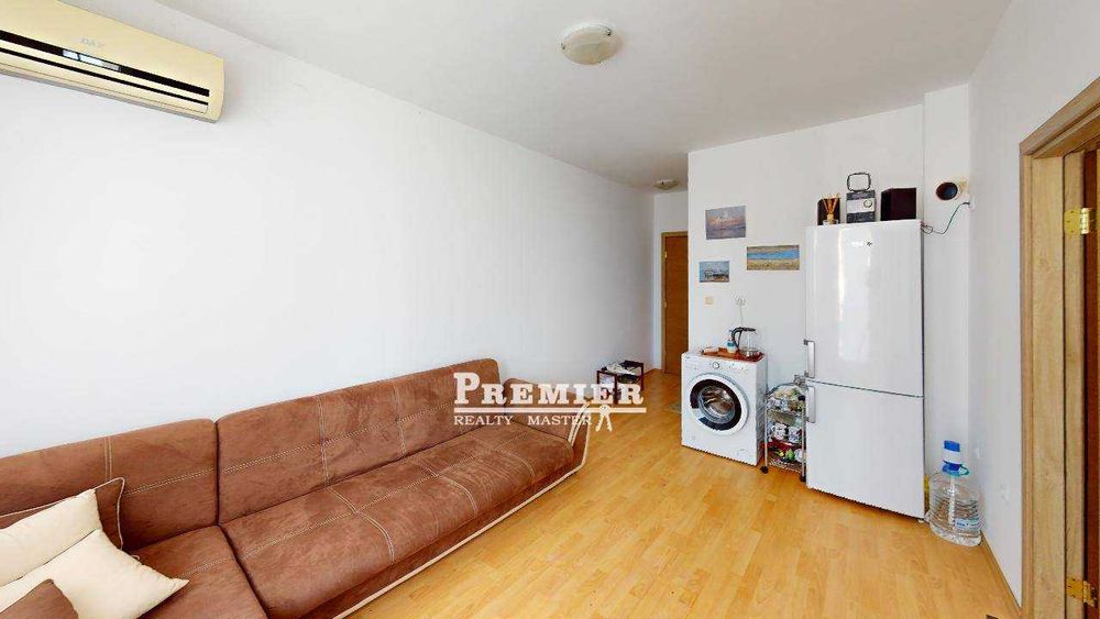 Продава се Двустаен апартамент в к.к. Слънчев бряг - 42 кв.м за 881 €/кв.м - Снимка #10