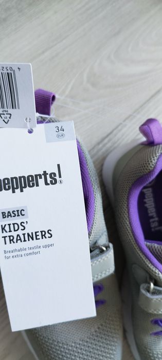 Adidași noi fete mărime 34