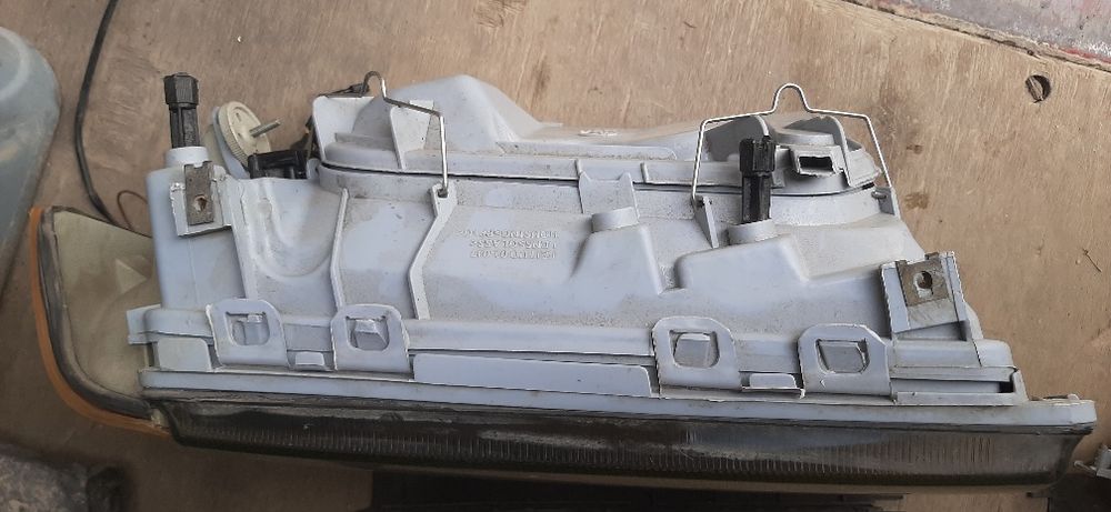 Фары мерс -w 190.