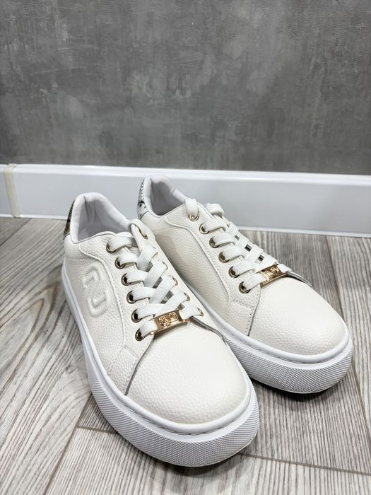 Турецкие кроссовки кожаная