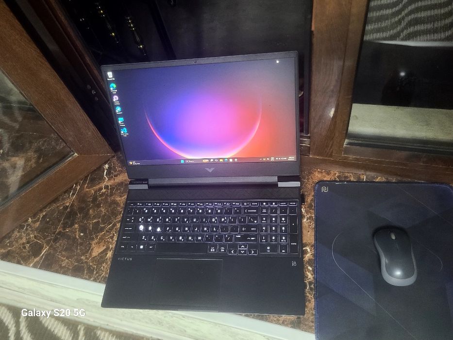 Hp victus gaming laptop sotiladi 10/9