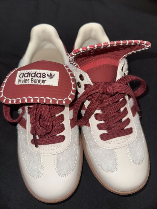 Прожам кроссовки новые