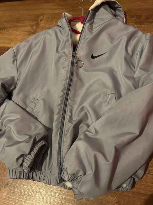 Есенно яке сиво с качулка