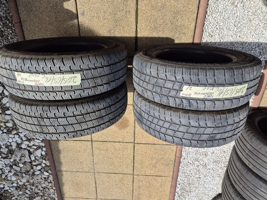 Vând cauciucuri 205/65/16 C M+S // Toate sezoanel// 2și2