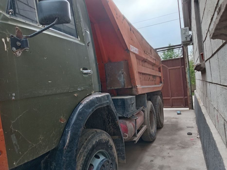 Kamaz samosval Gaz 5511