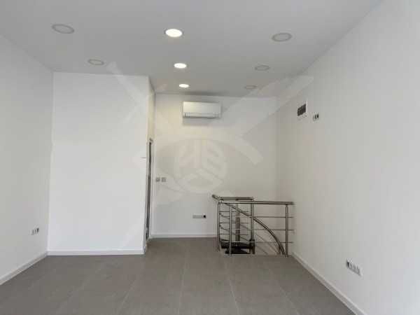 Двуетажен магазин под наем в Кършияка 11818751