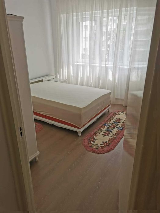 Apartament cu 3 camere de închiriat Lujerului