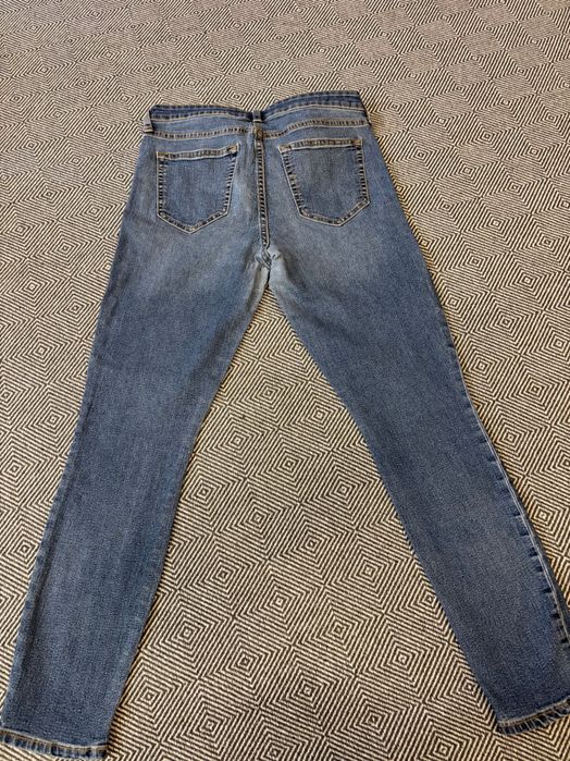 Синие джинсы б/у тонкие