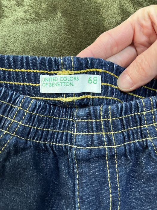 Джинсы на девочку benetton