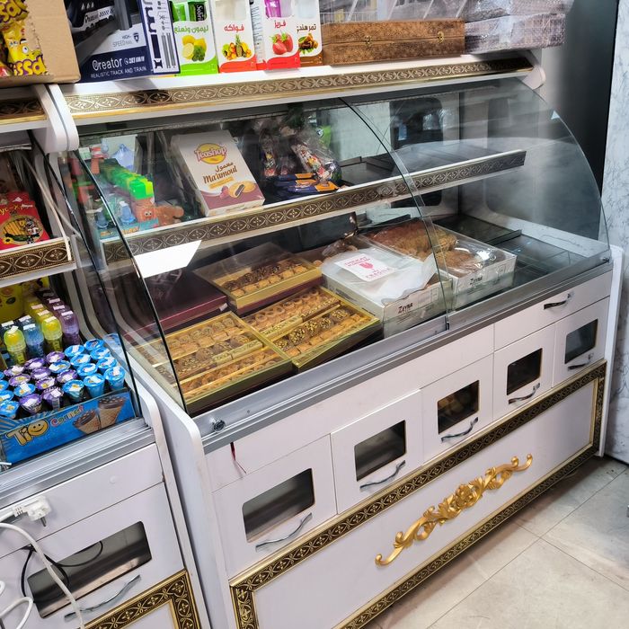 Топли витрини за ядки, оборудване за магазин