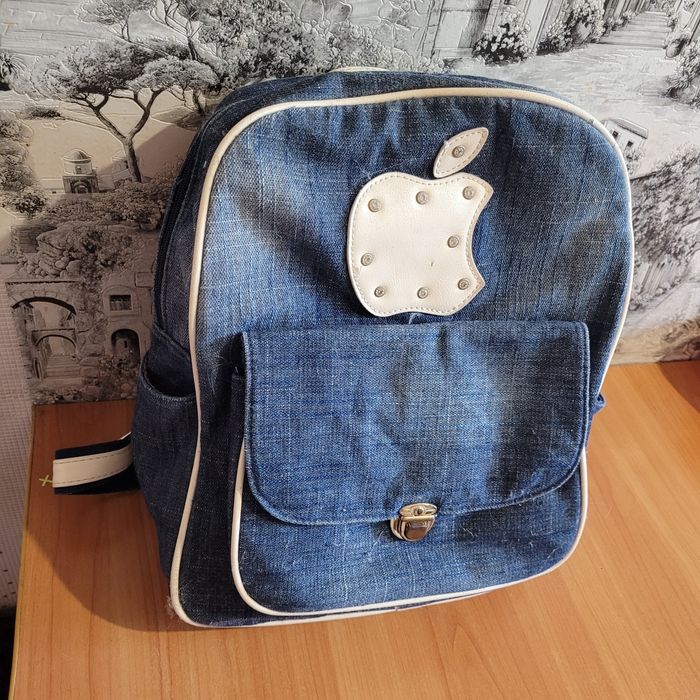 Продам рюкзаки в хорошем состоянии