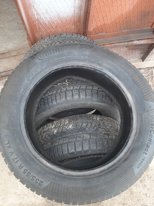 Продам шины 235/55/17 континенталь