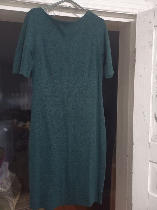 Продам женскую одежду