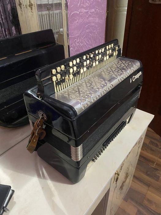 Продам баян старт