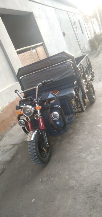 Skuter matarol sotiladi