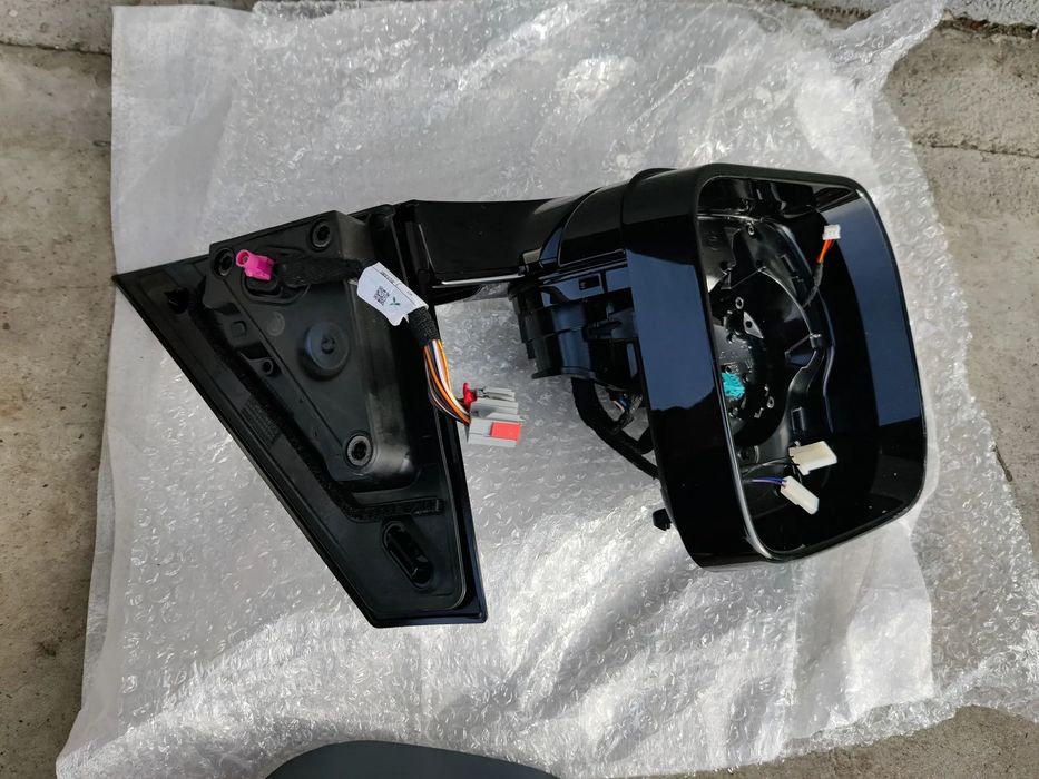 Oglinda stanga fata NOUA 21 fire Land Range Rover Defender L663 2019-2024 cod L8B2-17E699-FA / 17683