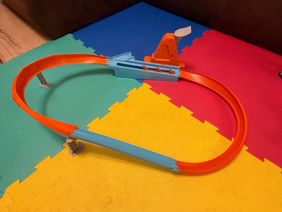 Писти Hot wheels