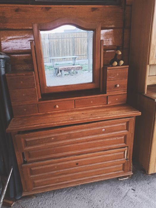 Продам комод(ручная работа,сосна)
