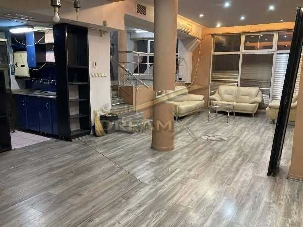 Търговско помещение под наем в Каменица 2! 71886677